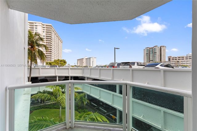 100 Bayview Drive 227, Sunny Isles Beach, FL 33160
