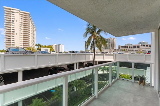 100 Bayview Drive 227, Sunny Isles Beach, FL 33160