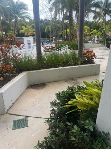 100 Bayview Drive 227, Sunny Isles Beach, FL 33160