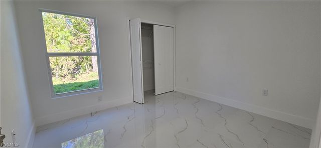 5218 29th ST SW, Lehigh Acres, FL 33973