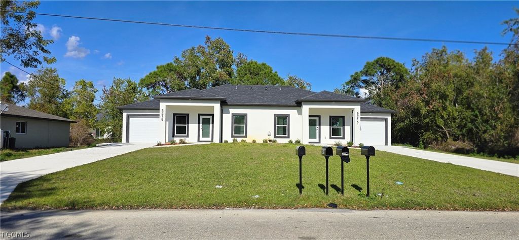 5218 29th ST SW, Lehigh Acres, FL 33973