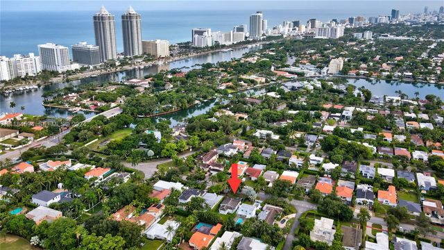 535 W 51st Street, Miami Beach, FL 33140