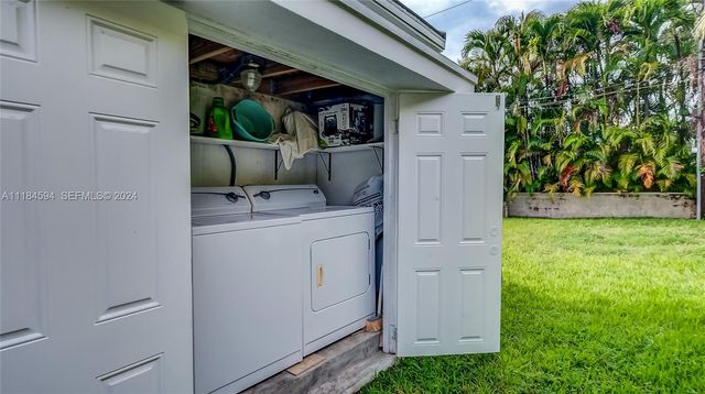 535 W 51st Street, Miami Beach, FL 33140