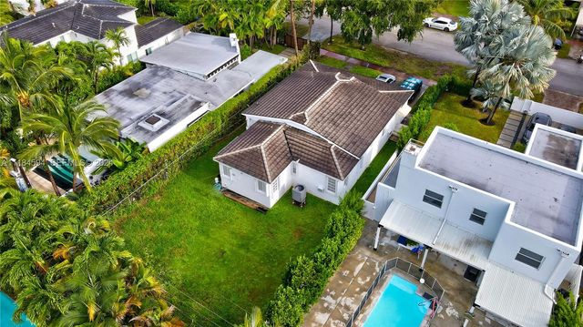 535 W 51st Street, Miami Beach, FL 33140