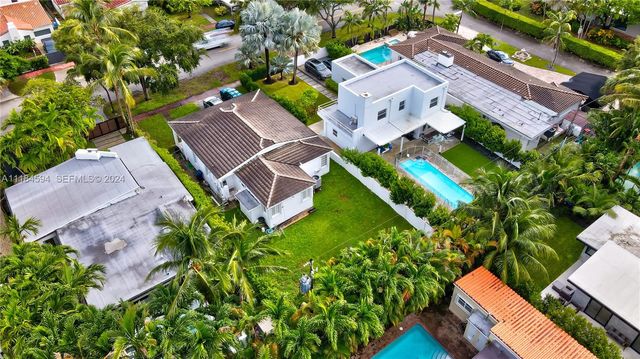 535 W 51st Street, Miami Beach, FL 33140