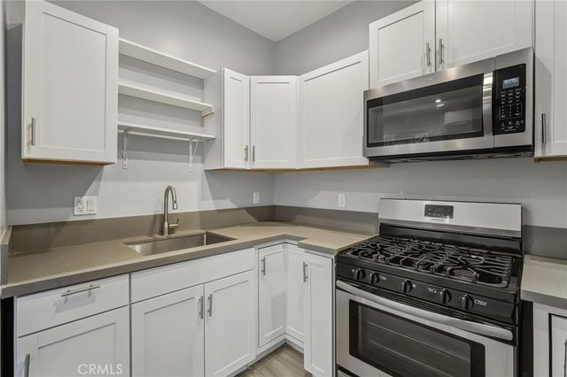 6015 Encino, Encino, CA 91316