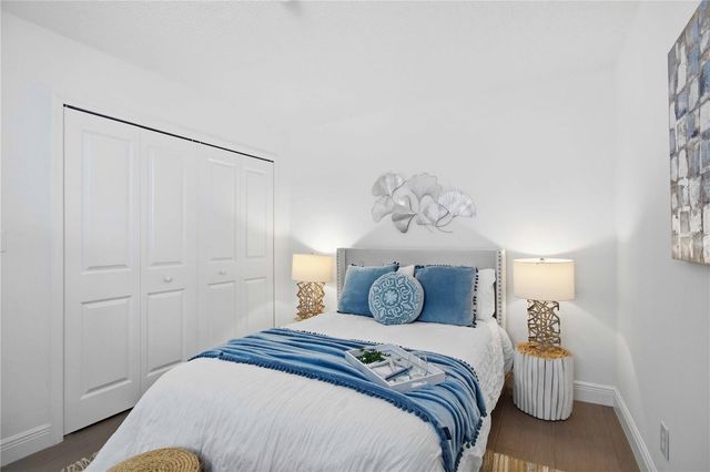 521 BAYPORT WAY 521, Longboat Key, FL 34228