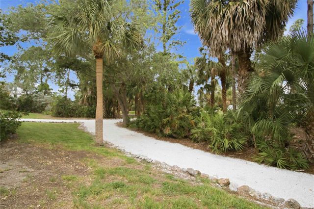 521 BAYPORT WAY 521, Longboat Key, FL 34228