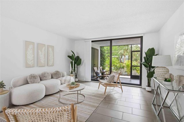 521 BAYPORT WAY 521, Longboat Key, FL 34228