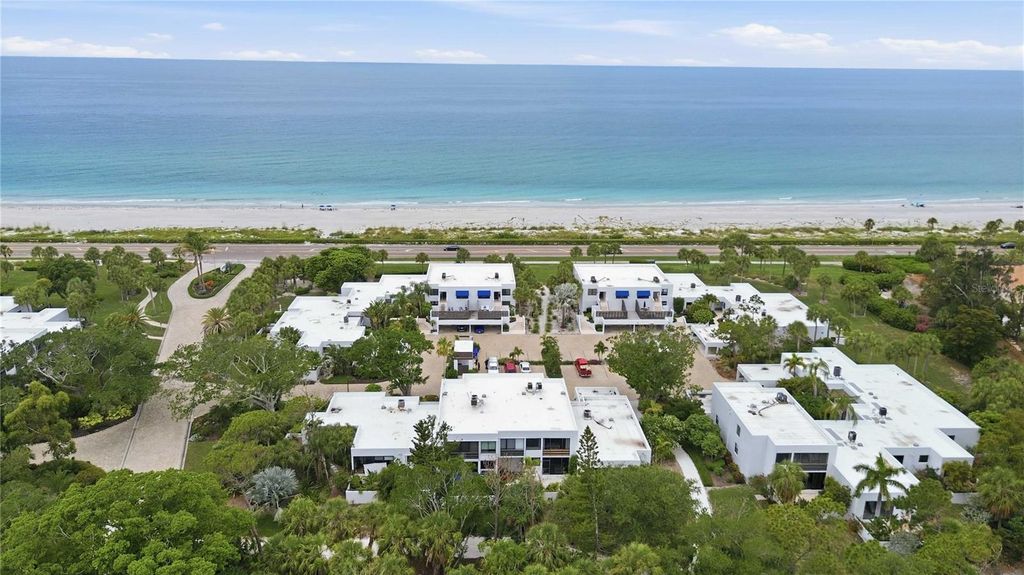 521 BAYPORT WAY 521, Longboat Key, FL 34228