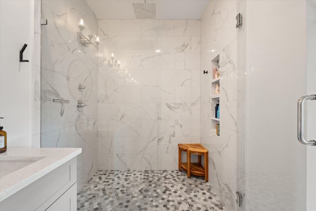 916A Crescent Hill Rd, Nashville, TN 37206