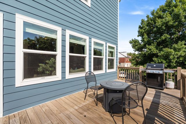 916A Crescent Hill Rd, Nashville, TN 37206