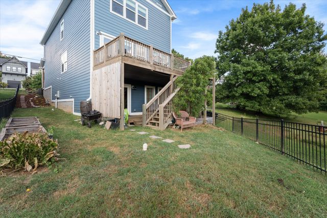 916A Crescent Hill Rd, Nashville, TN 37206