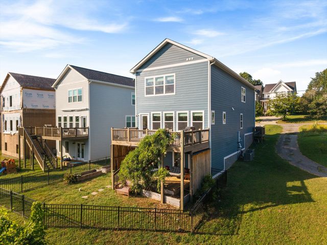 916A Crescent Hill Rd, Nashville, TN 37206