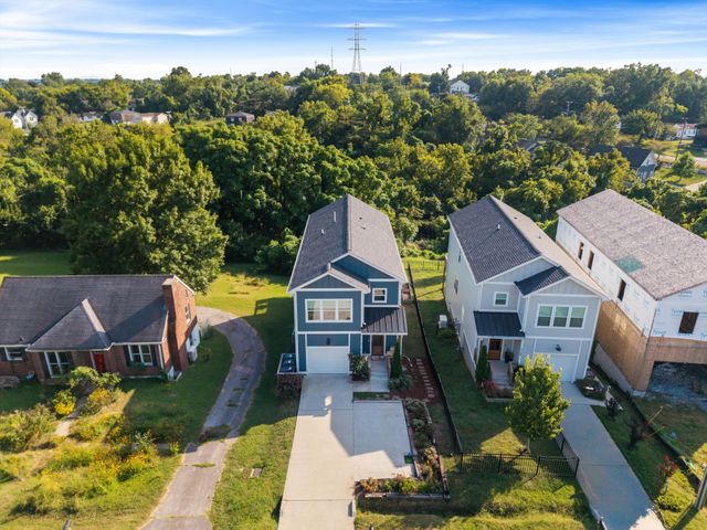 916A Crescent Hill Rd, Nashville, TN 37206