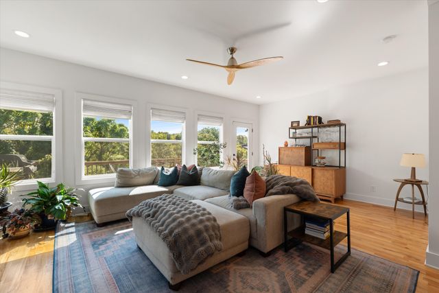 916A Crescent Hill Rd, Nashville, TN 37206