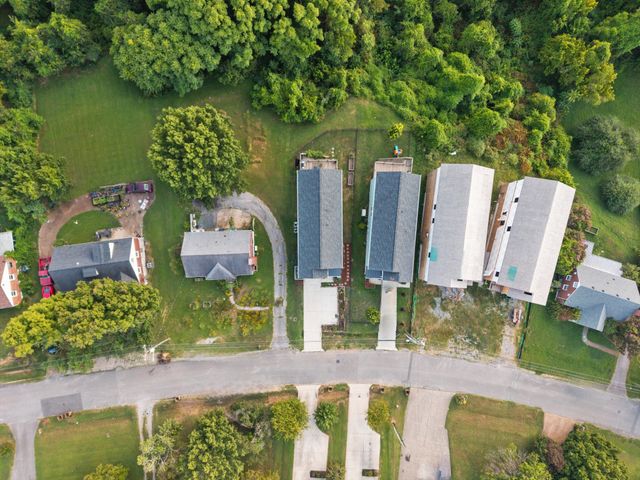 916A Crescent Hill Rd, Nashville, TN 37206