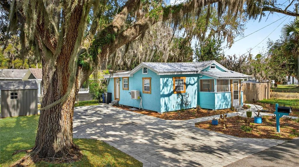 Image 1 of property listing at 607 JEFFERSON STREET, New Smyrna Beach, FL 32168