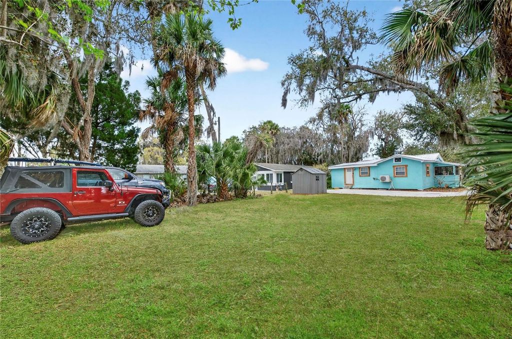Image 37 of property listing at 607 JEFFERSON STREET, New Smyrna Beach, FL 32168