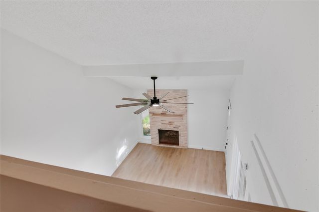 2916 Windchase Blvd 7, Houston, TX 77082