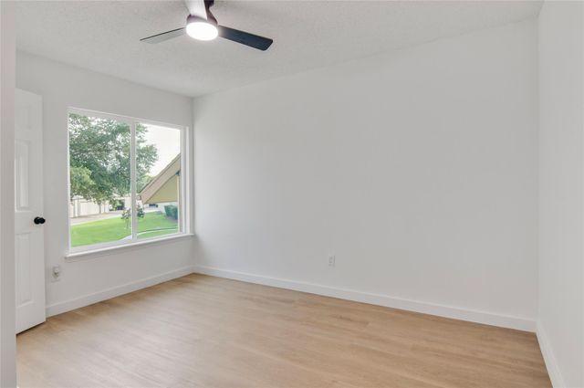 2916 Windchase Blvd 7, Houston, TX 77082