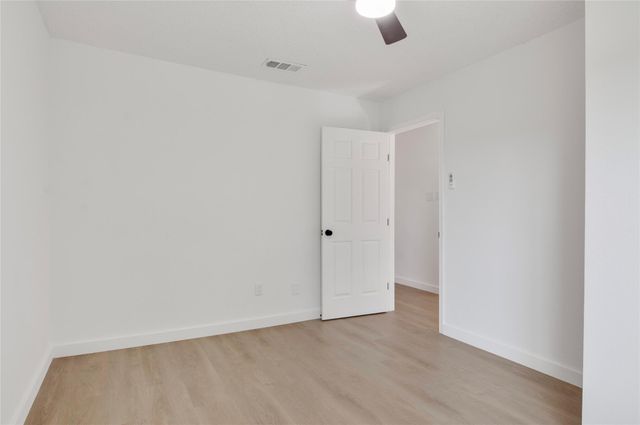 2916 Windchase Blvd 7, Houston, TX 77082