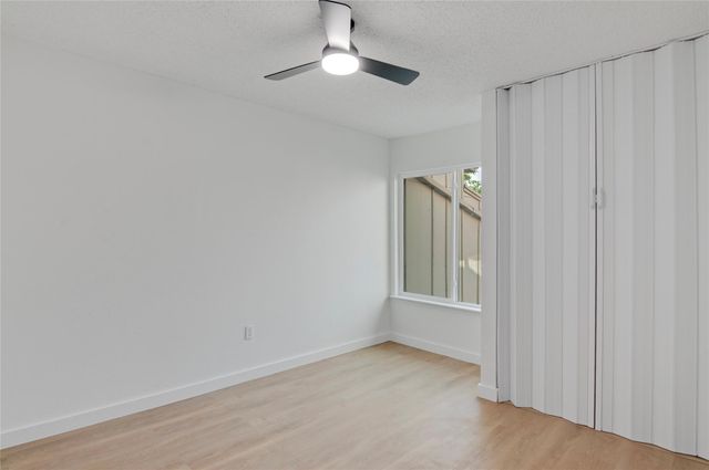 2916 Windchase Blvd 7, Houston, TX 77082