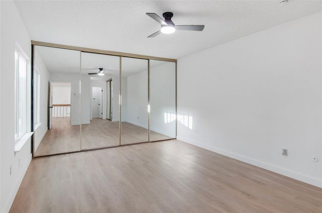2916 Windchase Blvd 7, Houston, TX 77082