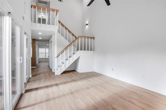 2916 Windchase Blvd 7, Houston, TX 77082