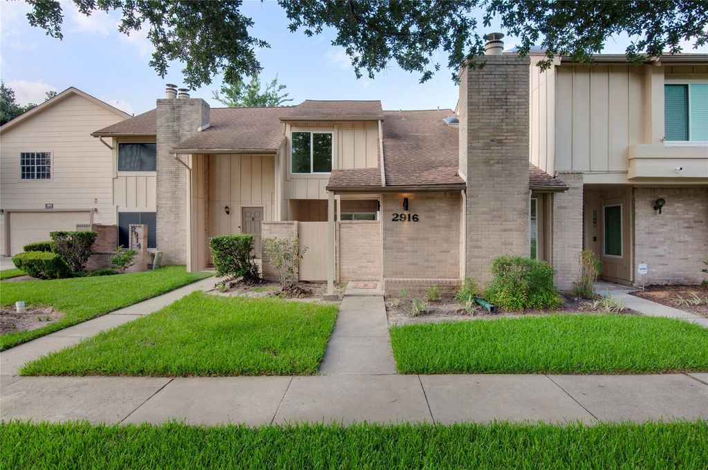 2916 Windchase Blvd 7, Houston, TX 77082