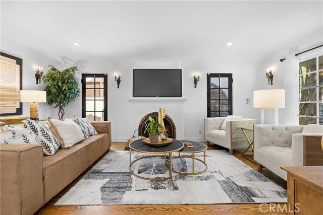 5127 Willowcrest, North Hollywood (los Angeles), CA 91601