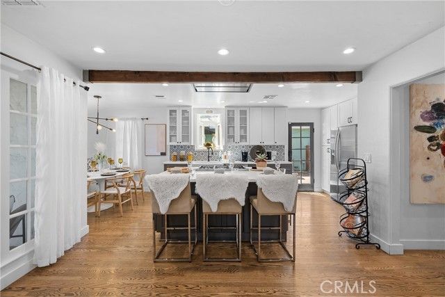 5127 Willowcrest, North Hollywood (los Angeles), CA 91601