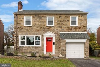 1305 LONGACRE BLVD N, Lansdowne, PA 19050