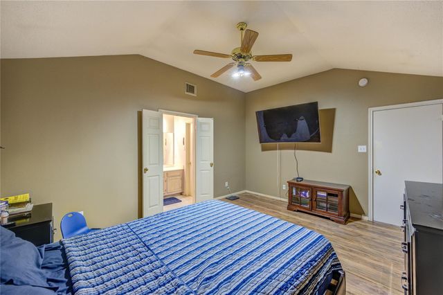 23618 Tree House Lane, Spring, TX 77373