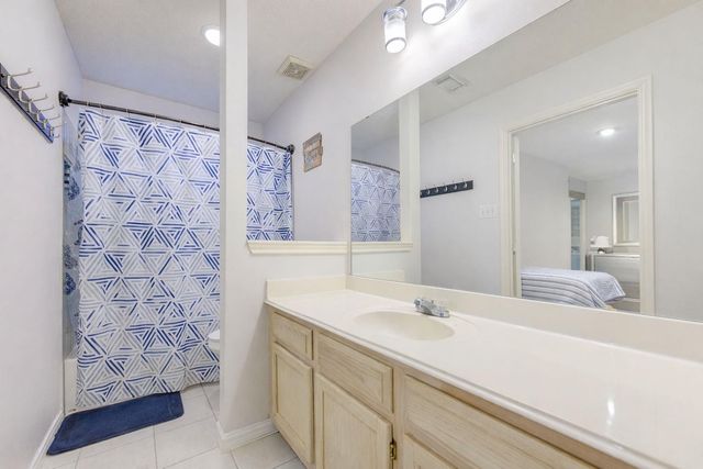 23618 Tree House Lane, Spring, TX 77373