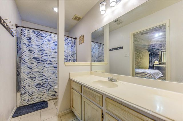 23618 Tree House Lane, Spring, TX 77373