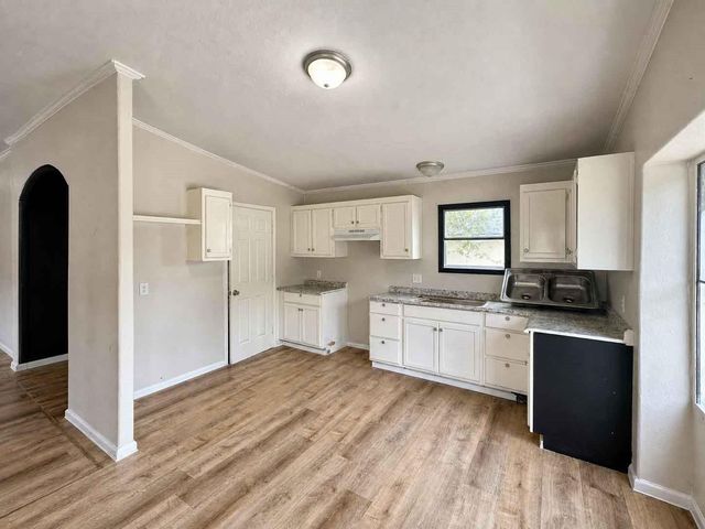 11822 Greenspark Lane, Houston, TX 77044