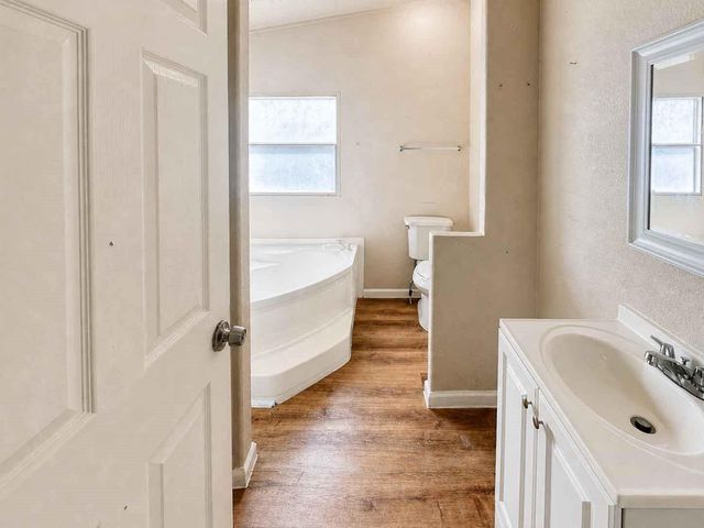 11822 Greenspark Lane, Houston, TX 77044