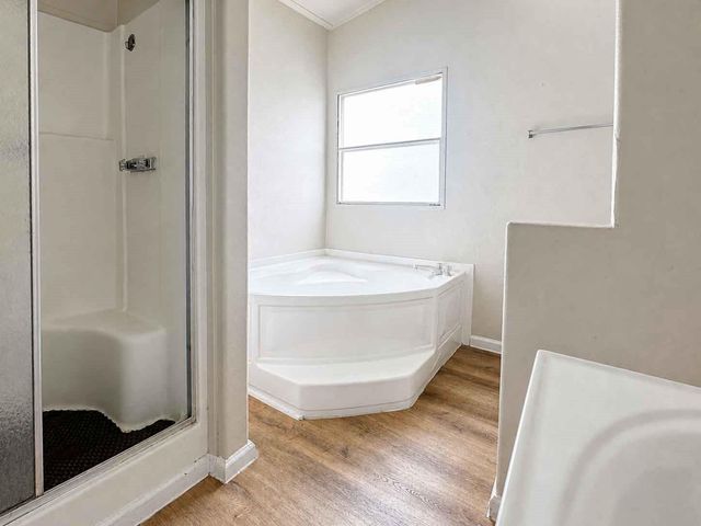 11822 Greenspark Lane, Houston, TX 77044