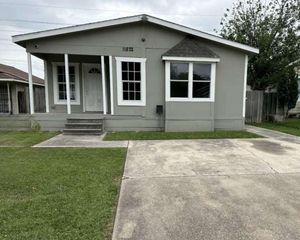 11822 Greenspark Lane, Houston, TX 77044