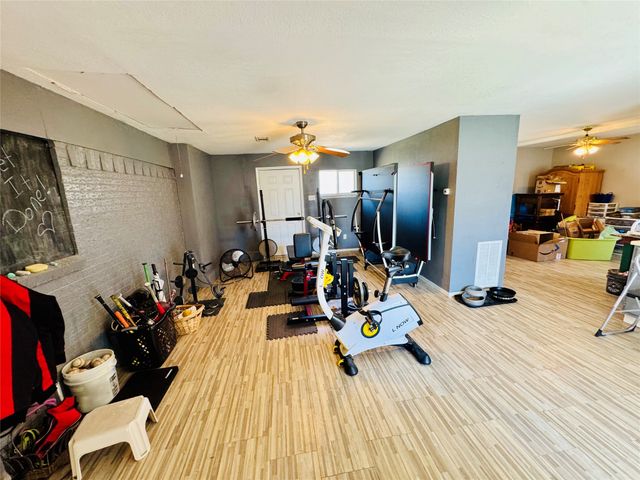 305 S 1st Street, Crandall, TX 75114