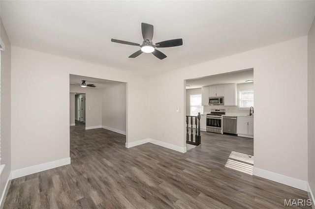 5182 N Royale Drive, Imperial, MO 63052