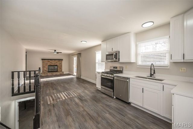 5182 N Royale Drive, Imperial, MO 63052