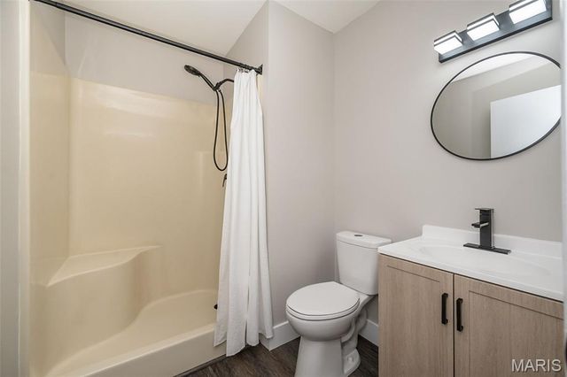 5182 N Royale Drive, Imperial, MO 63052