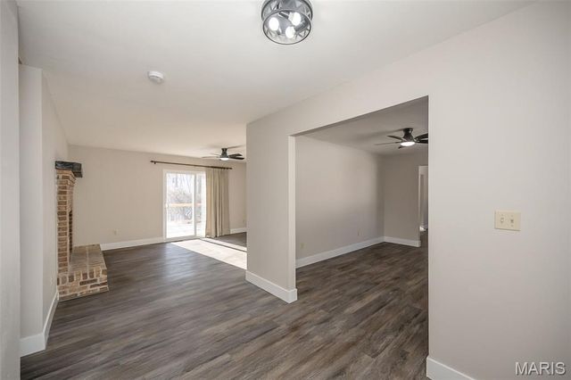 5182 N Royale Drive, Imperial, MO 63052