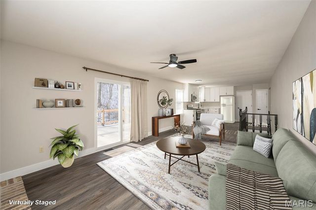 5182 N Royale Drive, Imperial, MO 63052