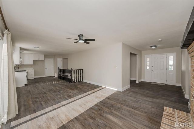 5182 N Royale Drive, Imperial, MO 63052