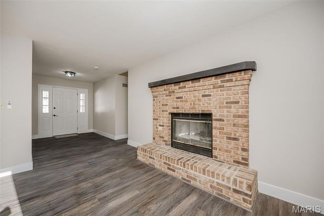 5182 N Royale Drive, Imperial, MO 63052