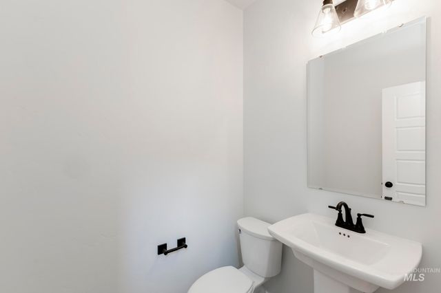 5293 W Yarnell St, Eagle, ID 83616