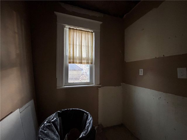 429 Hazelwood, Rochester, NY 14609